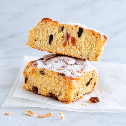 STICKY STOLLEN BUN