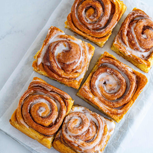 CINNAMON BUN