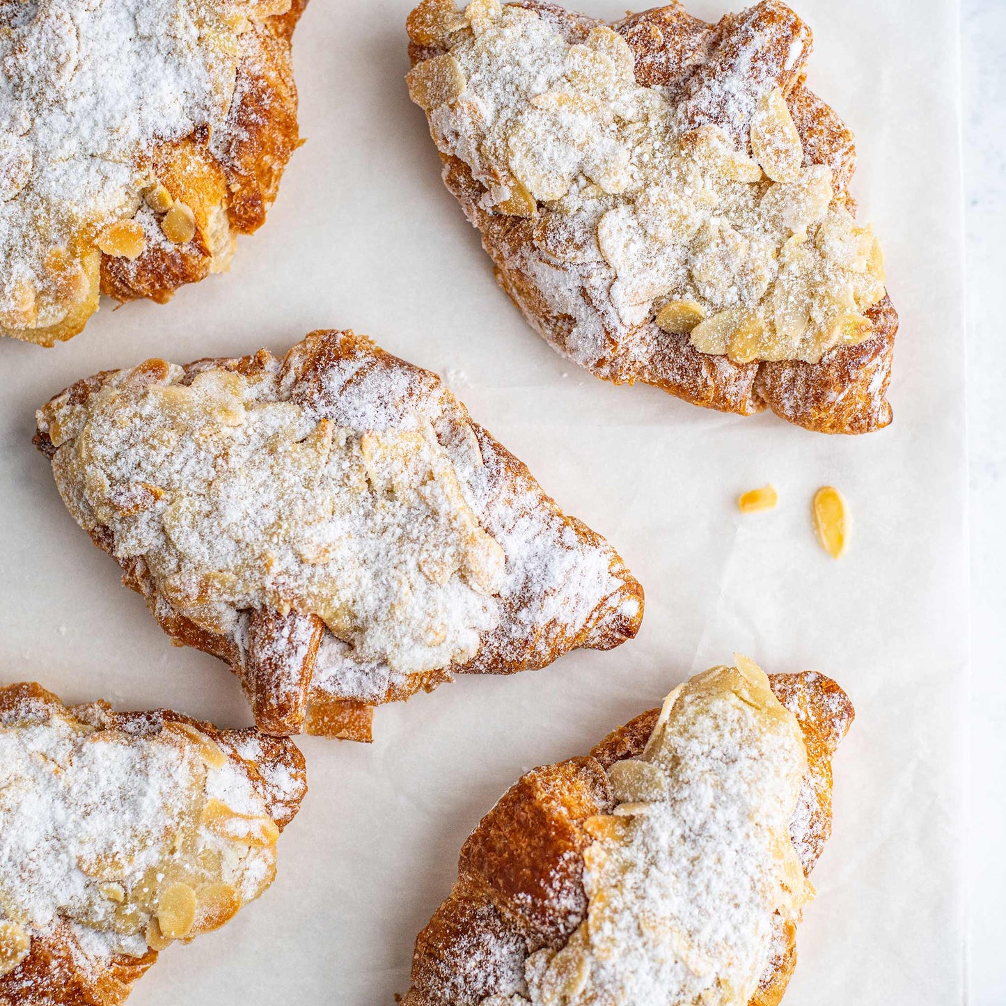ALMOND CROISSANT