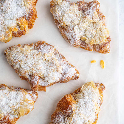 ALMOND CROISSANT