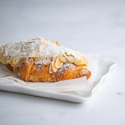ALMOND CROISSANT