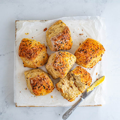 CHEDDAR & CARAMELISED ONION SCONE